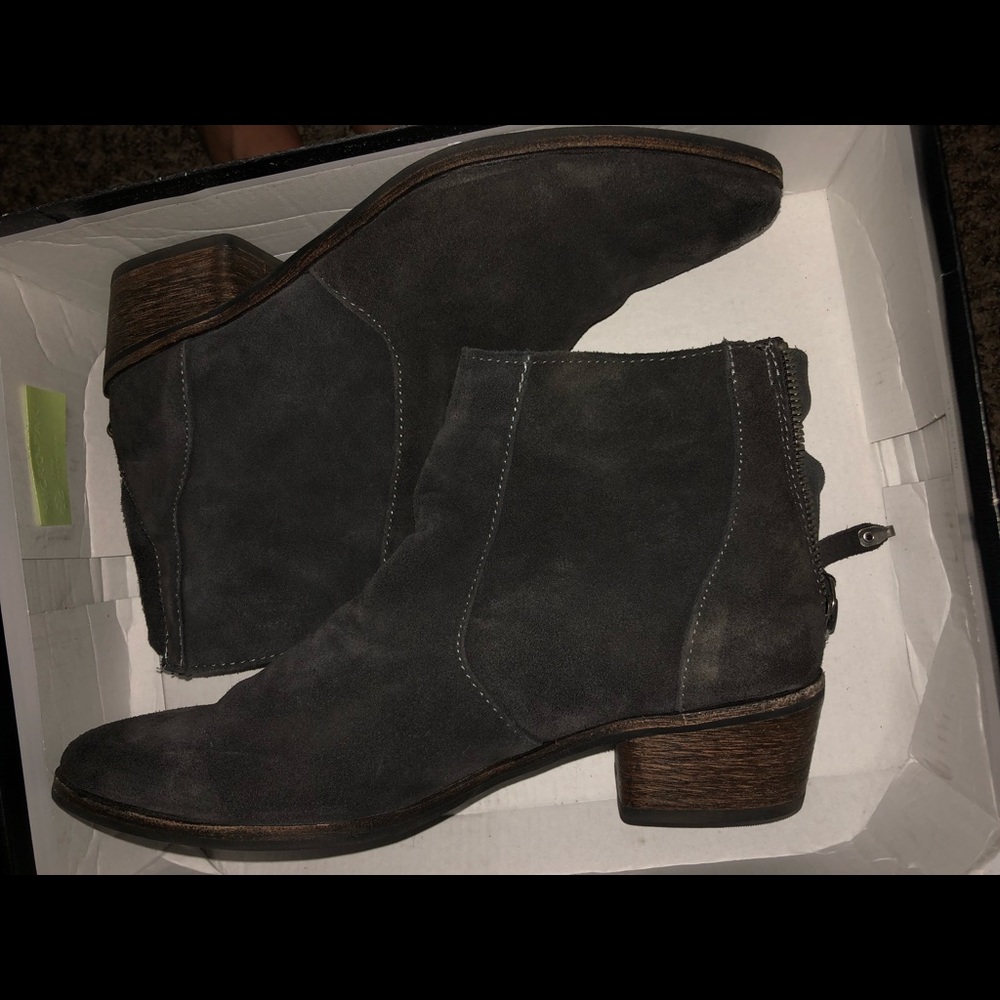 dolce vita grey booties